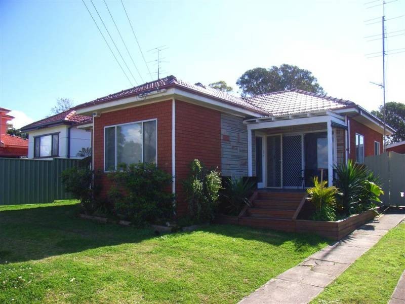 45 Anne Street, Warilla NSW 2528