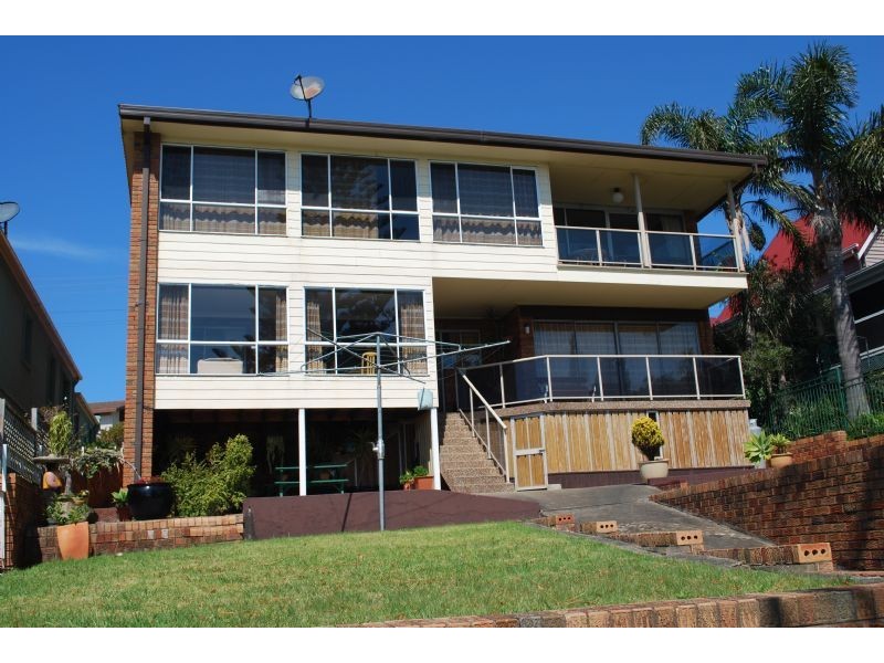 23 Gwinganna Avenue, Kiama NSW 2533