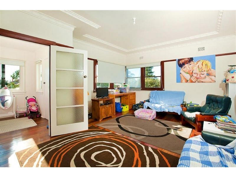 26 Barney Street, Kiama NSW 2533