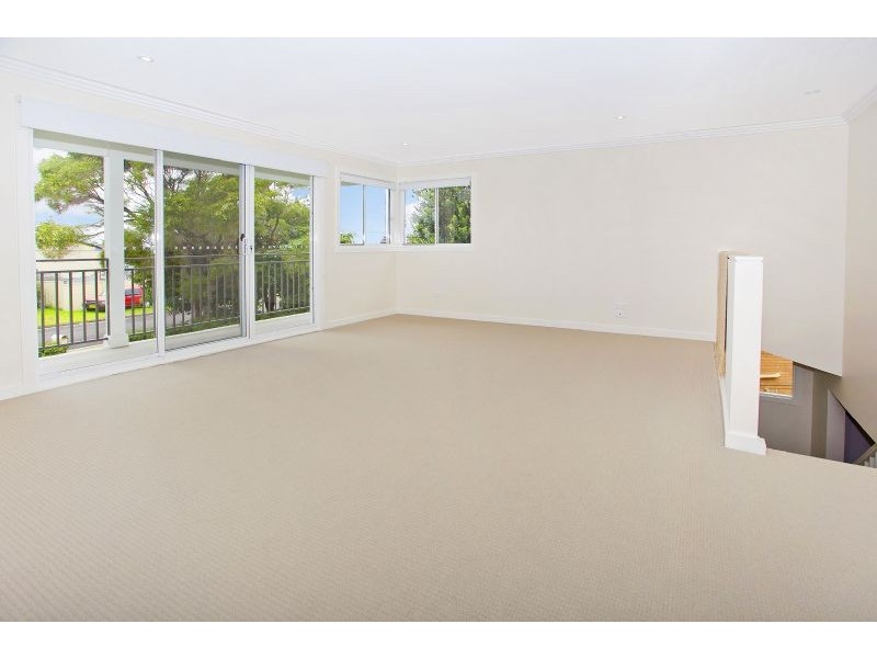 11 Hoolong Avenue, Kiama Downs NSW 2533