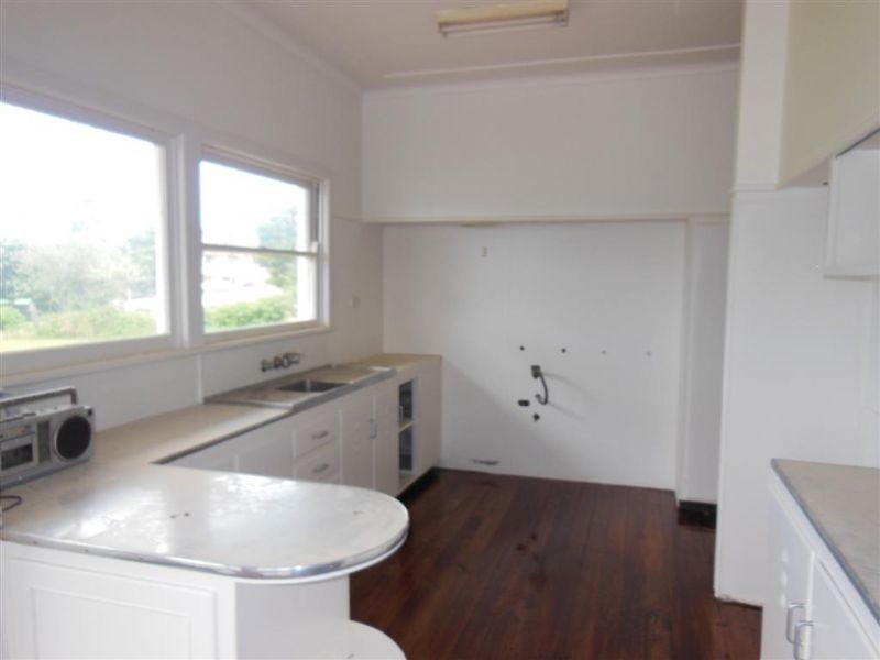 21 South Kiama Drive, Kiama Heights NSW 2533