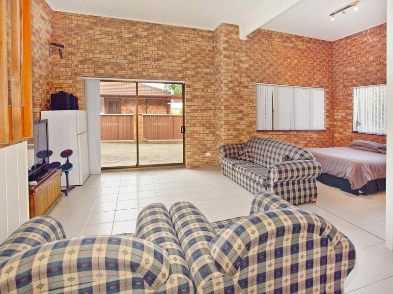 12 Cunningham Street, Kiama Downs NSW 2533