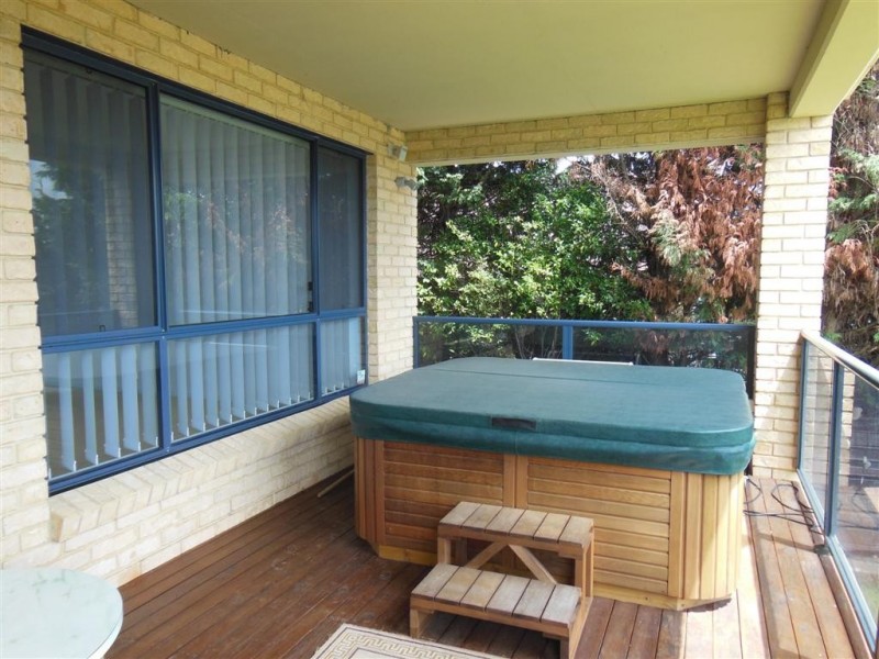 1/69 Attunga Ave, Kiama Heights NSW 2533