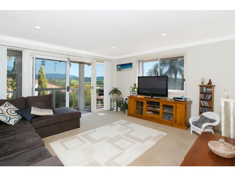 2/29 Henry Parkes Drive, Kiama Downs NSW 2533