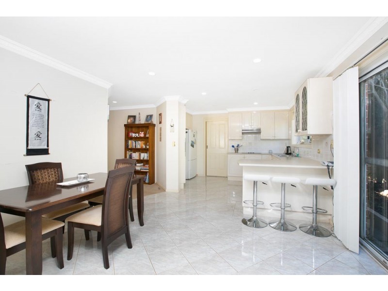 2/29 Henry Parkes Drive, Kiama Downs NSW 2533