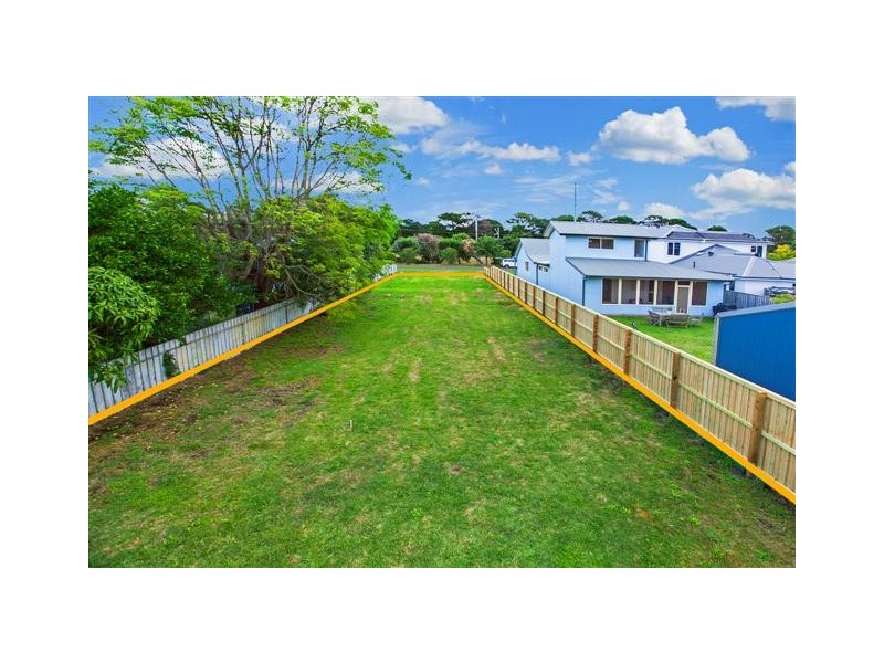 21 Railway Ave, Minnamurra NSW 2533