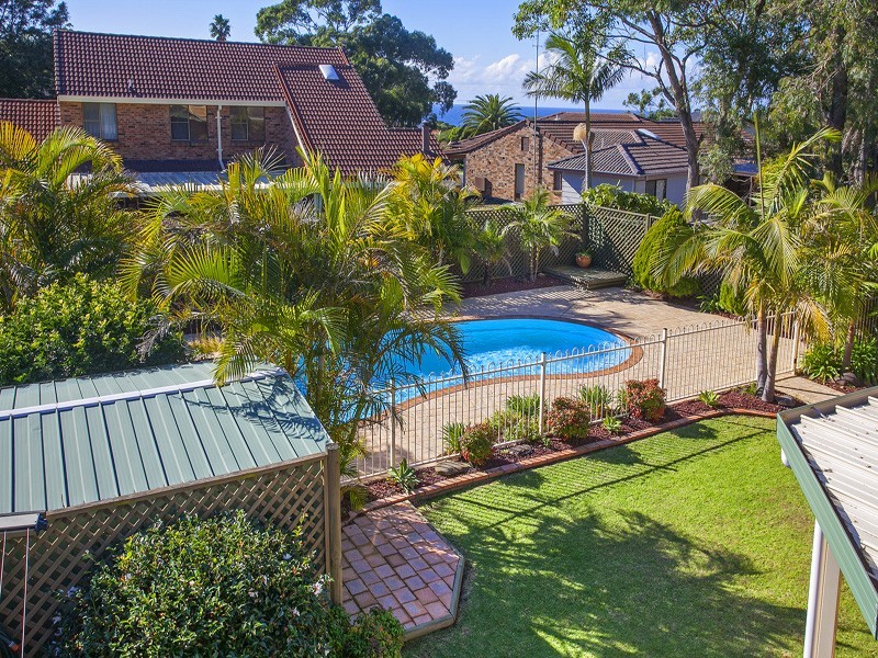 61 Barton Drive, Kiama Downs NSW 2533