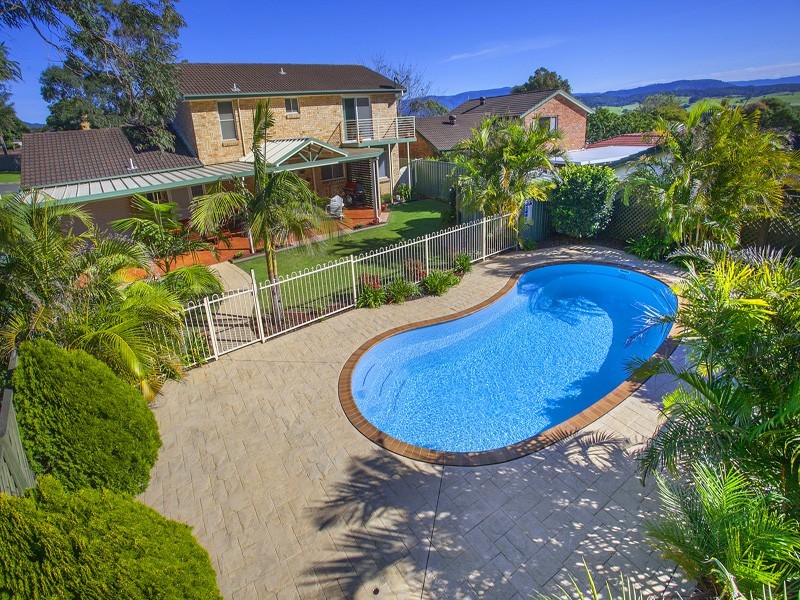 61 Barton Drive, Kiama Downs NSW 2533