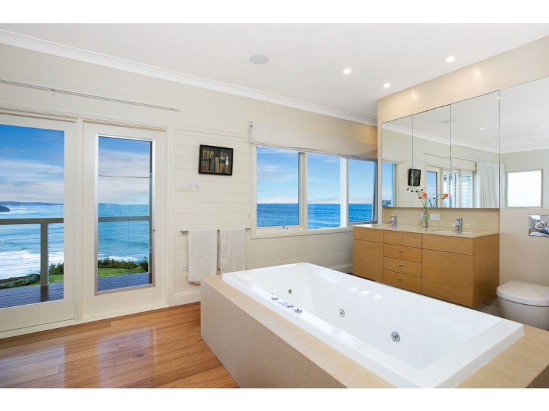 22 Cliff Drive, Kiama NSW 2533