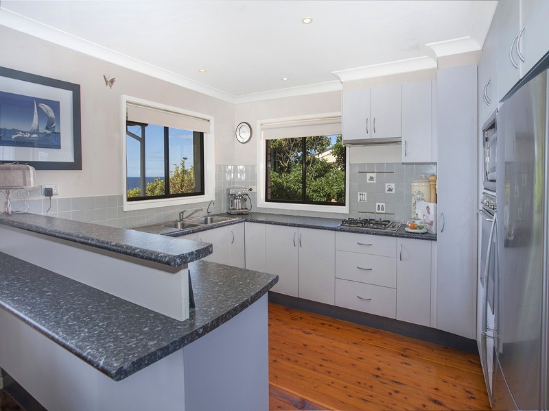 24 Cathedral Rocks, Kiama Downs NSW 2533