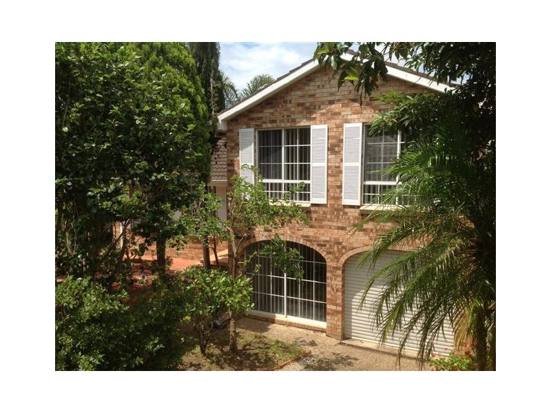 11 Irvine Street, Kiama NSW 2533