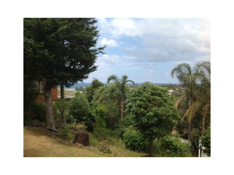 11 Irvine Street, Kiama NSW 2533