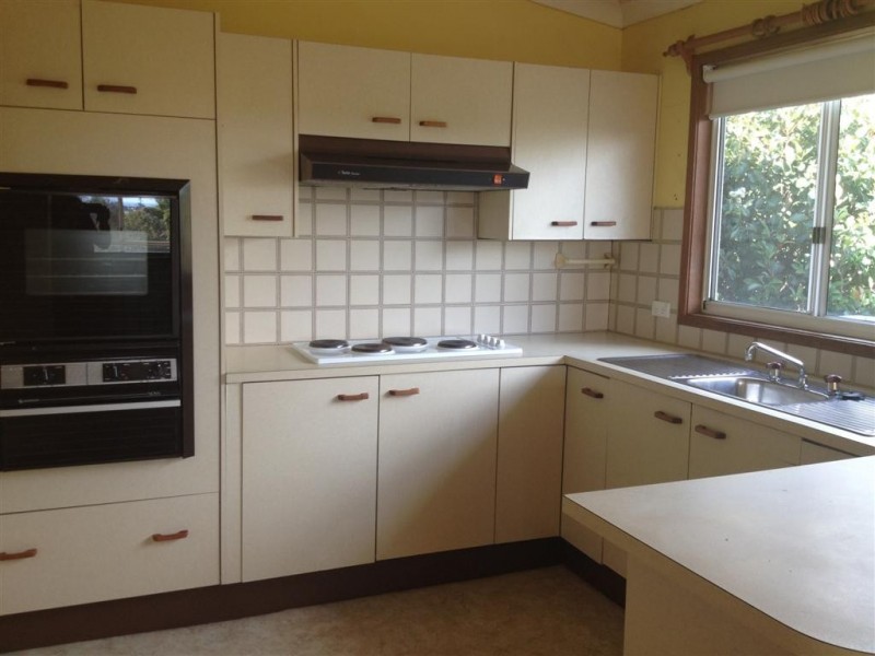 36 South Kiama Drive, Kiama Heights NSW 2533