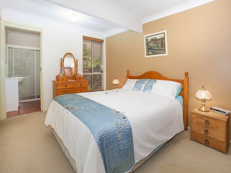 55 Barton Drive, Kiama Downs NSW 2533