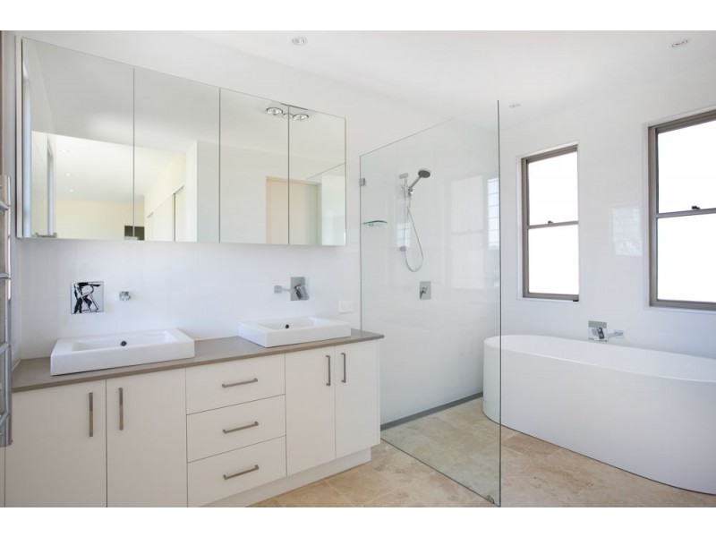 2/54 Wollongong Street, Shellharbour NSW 2529