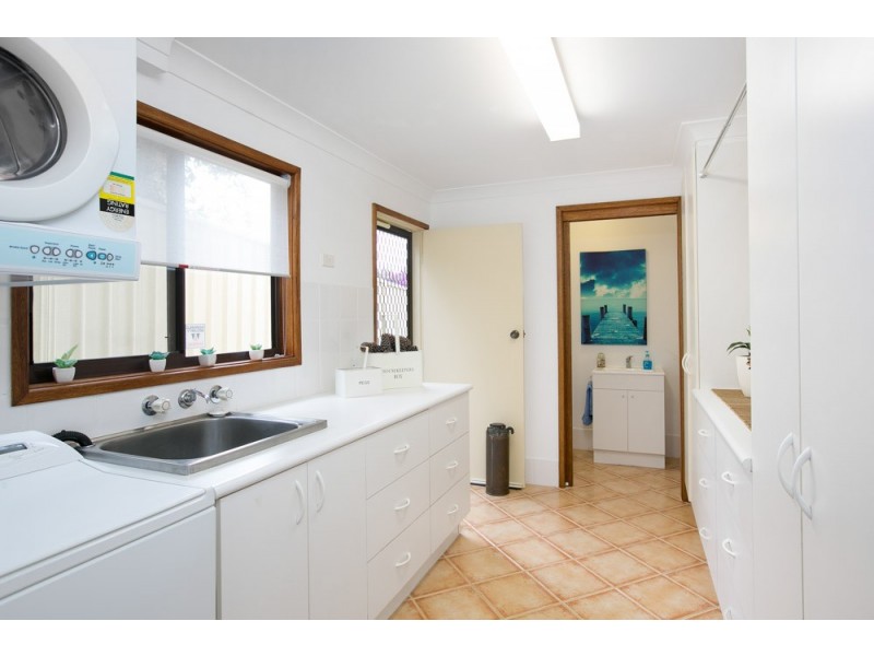 28 Cameron Crescent, Kiama Downs NSW 2533