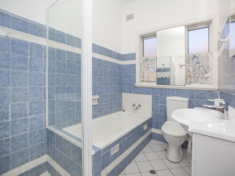 16 Chapman Street, Kiama NSW 2533