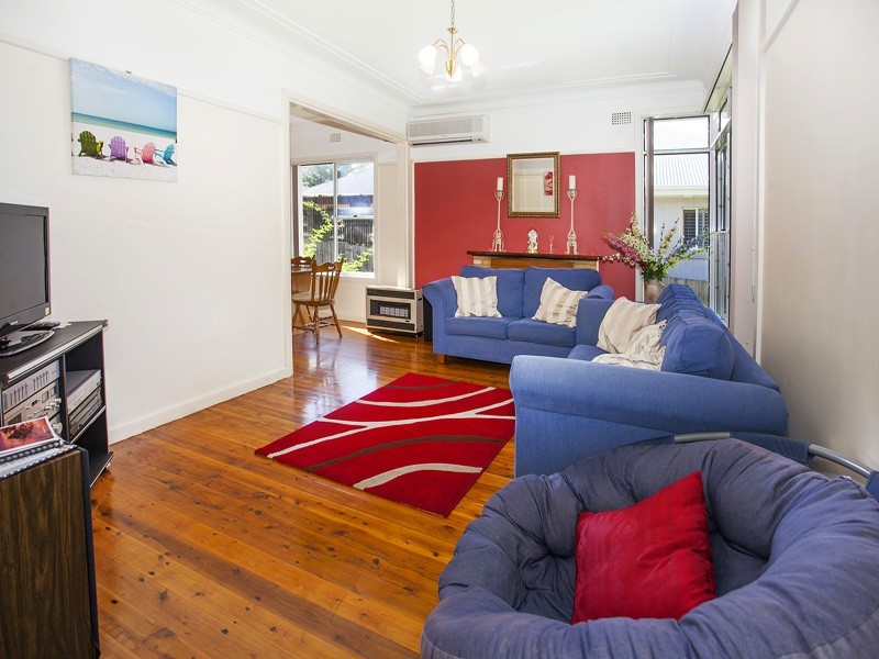 16 Chapman Street, Kiama NSW 2533