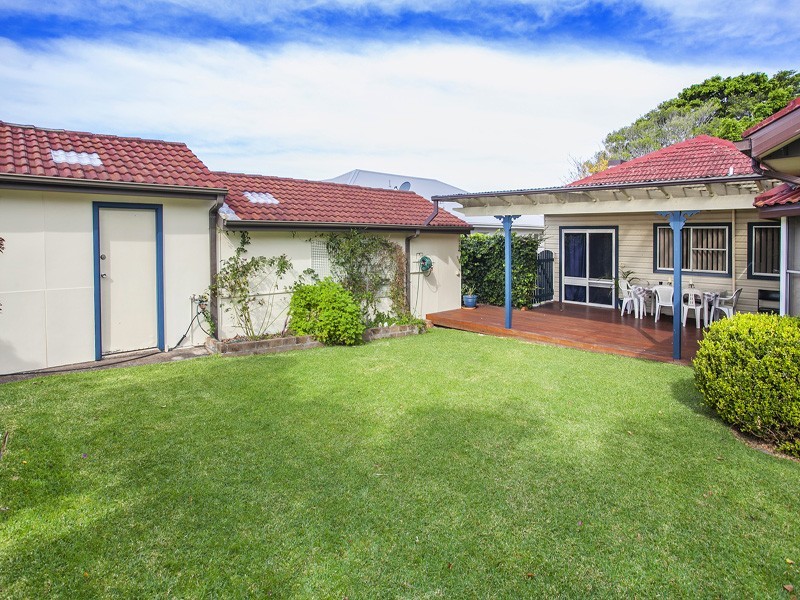 16 Chapman Street, Kiama NSW 2533