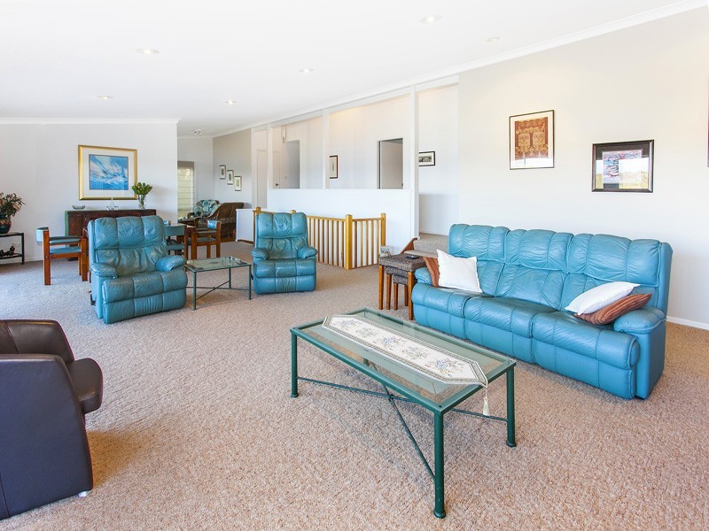 37 Cliff Drive, Kiama Downs NSW 2533