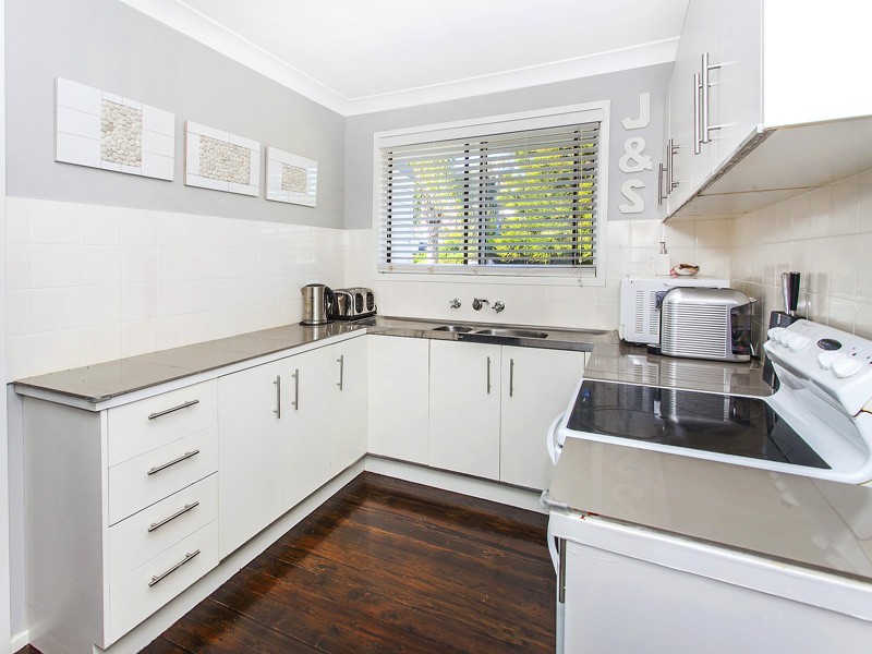 15 Alexander Avenue, Kiama Downs NSW 2533