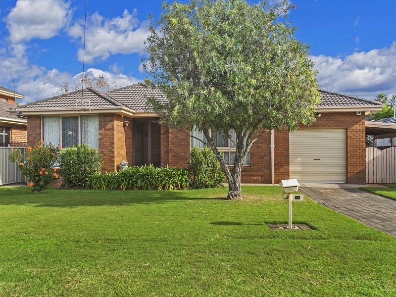 15 Kurrawa Ave, Kiama Downs NSW 2533