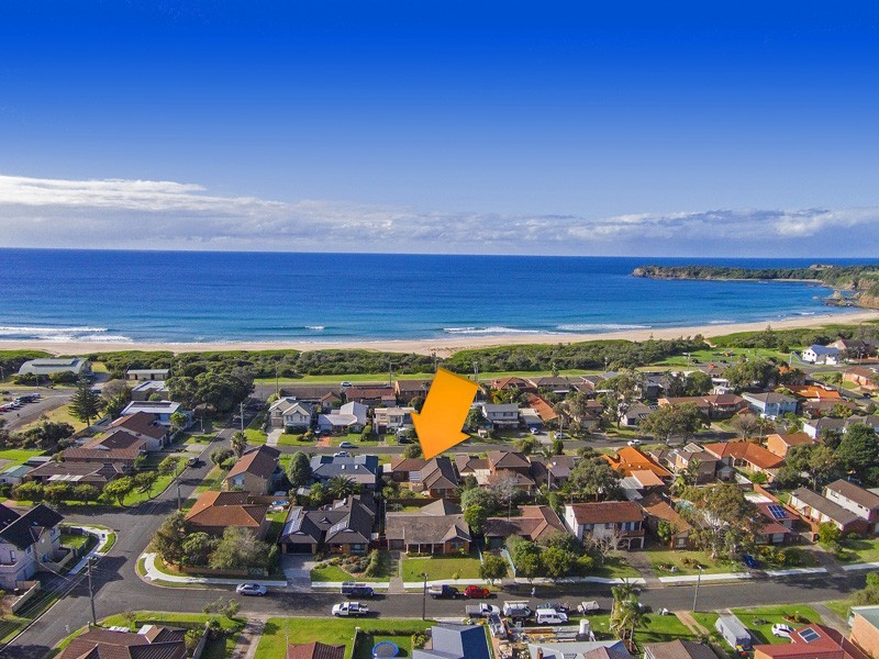 15 Kurrawa Ave, Kiama Downs NSW 2533