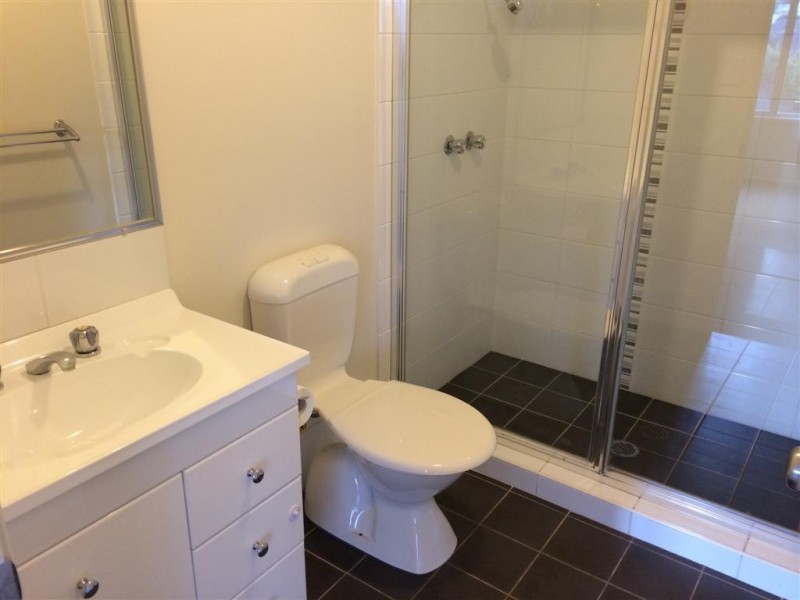 13 Eugene Street, Kiama NSW 2533