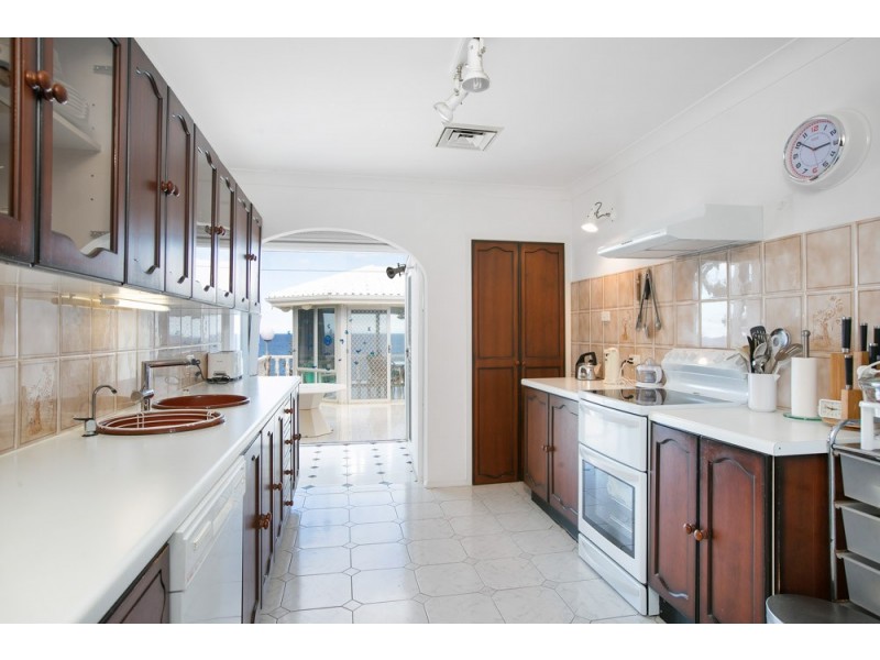 4 Gwinganna Avenue, Kiama NSW 2533