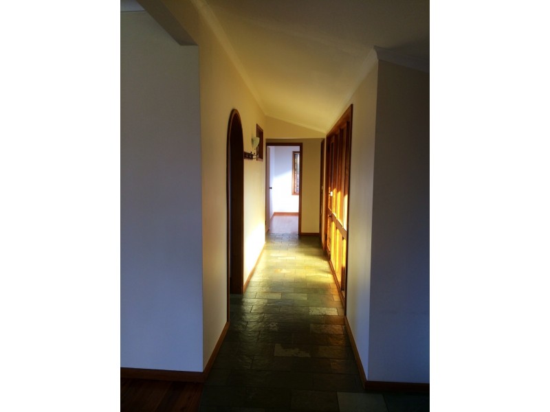 46 South Kiama Drive, Kiama Heights NSW 2533