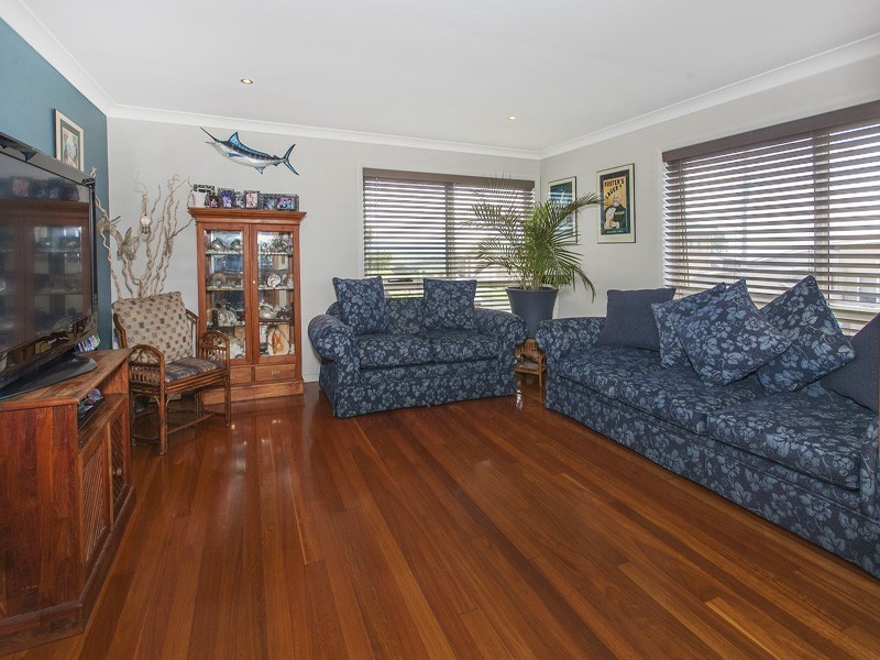6 Price Ave, Kiama NSW 2533