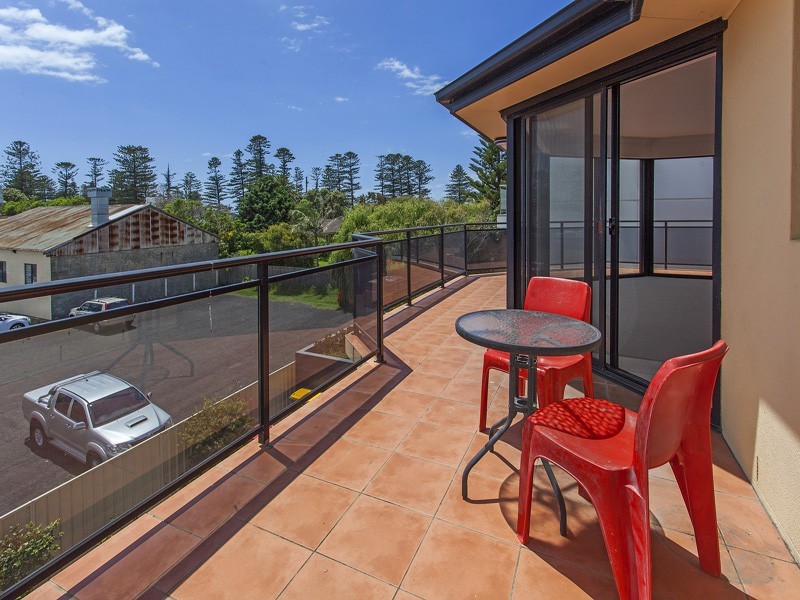 2/13 Bong Bong Street, Kiama NSW 2533