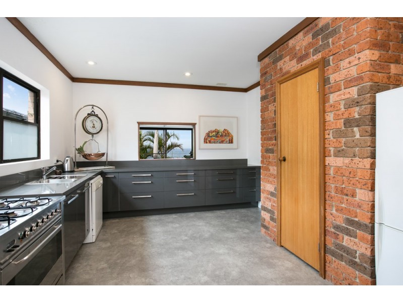 96 North Kiama Drive, Kiama Downs NSW 2533