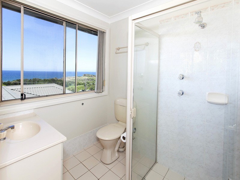 37 Cathedral Rocks Ave, Kiama Downs NSW 2533