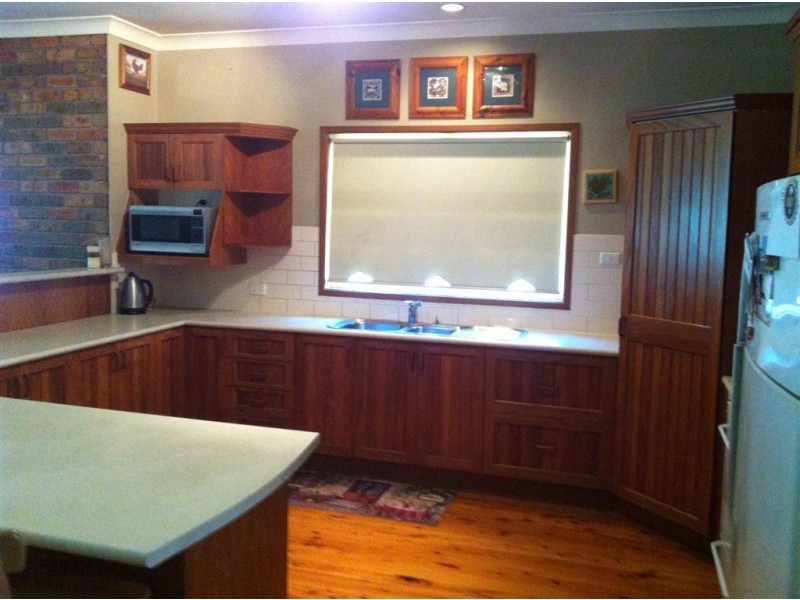 19 Tarrant Ave, Kiama Downs NSW 2533