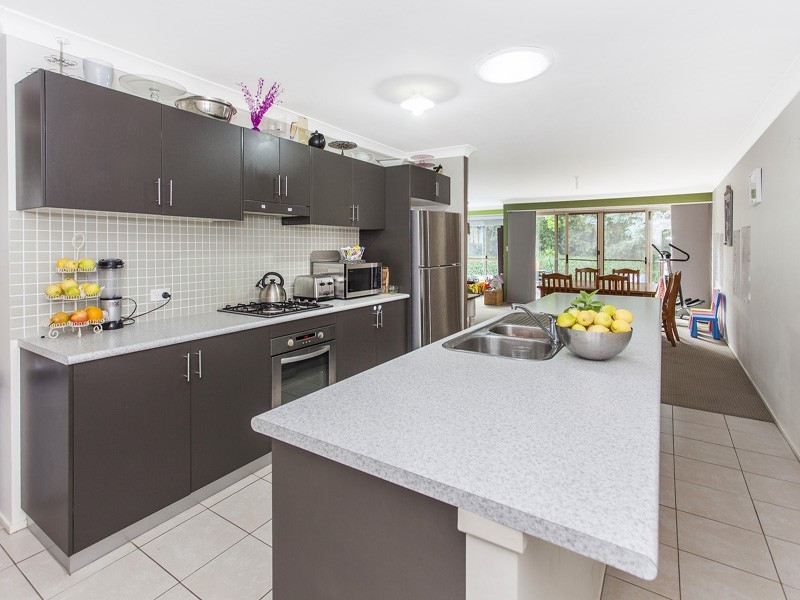 13 Eugene Street, Kiama NSW 2533