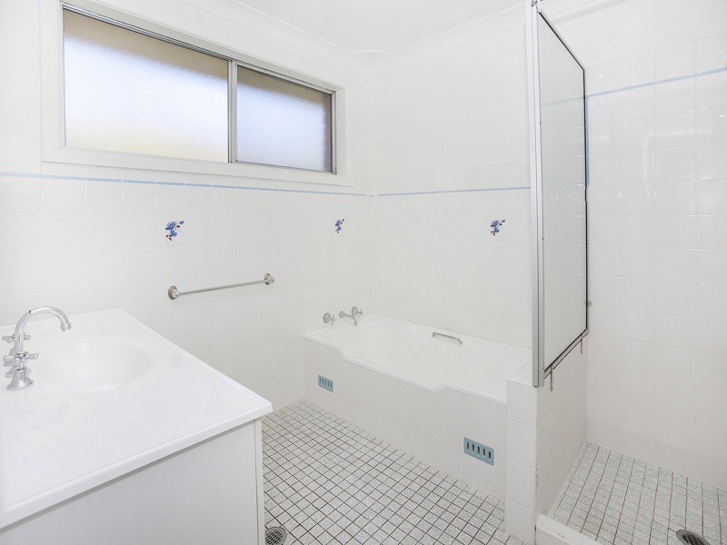 84 North Kiama Drive, Kiama Downs NSW 2533