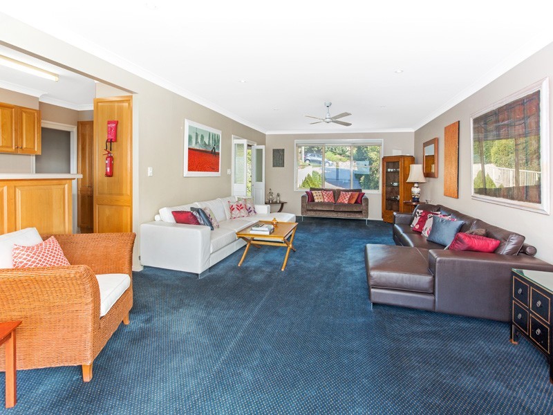 11 Antrim Street, Kiama NSW 2533