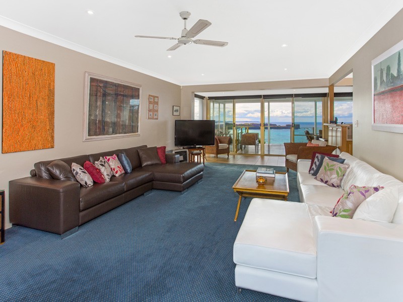 11 Antrim Street, Kiama NSW 2533