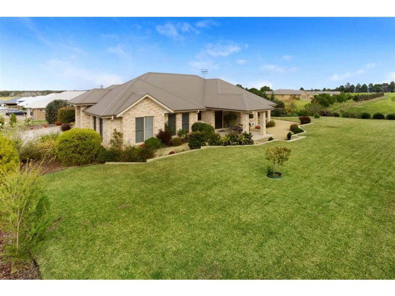 22 St Andrews Way, Coolangatta NSW 2535