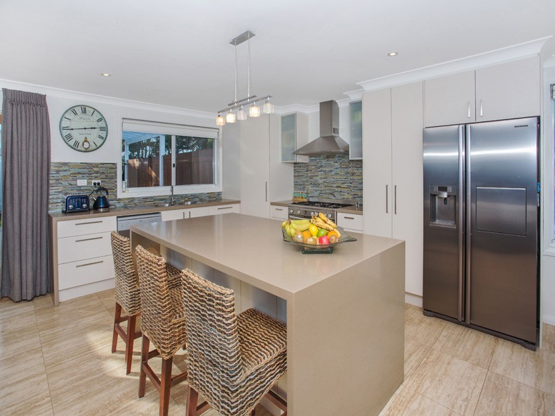 33 Alexander Avenue, Kiama Downs NSW 2533