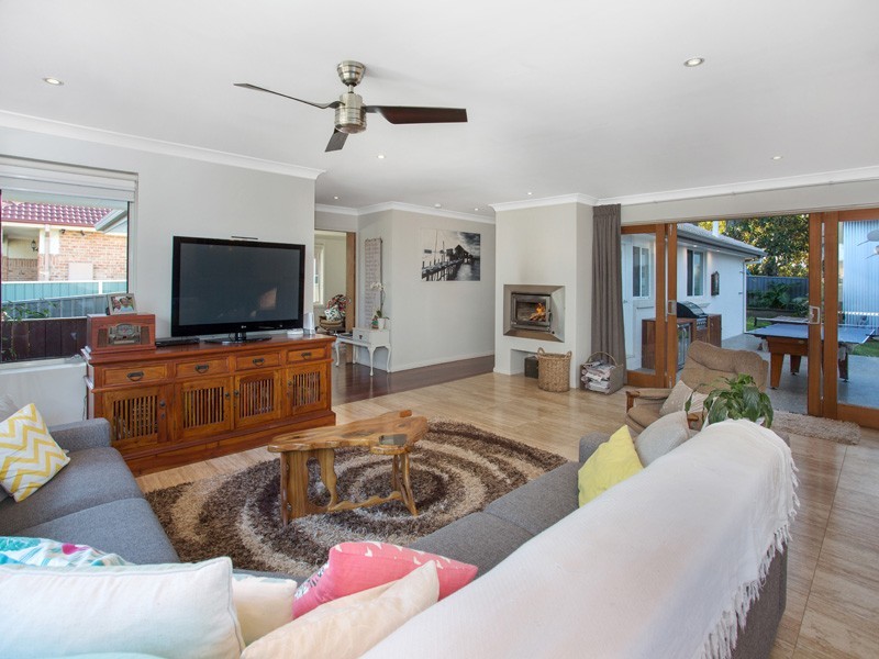 33 Alexander Avenue, Kiama Downs NSW 2533