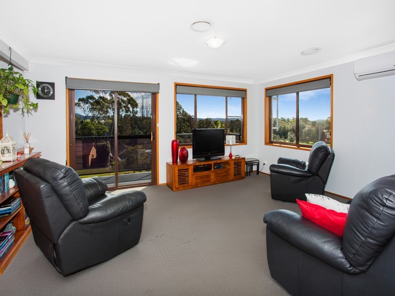 51 Meehan Drive, Kiama Downs NSW 2533