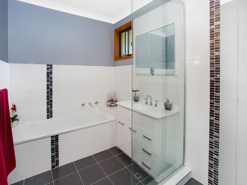51 Meehan Drive, Kiama Downs NSW 2533