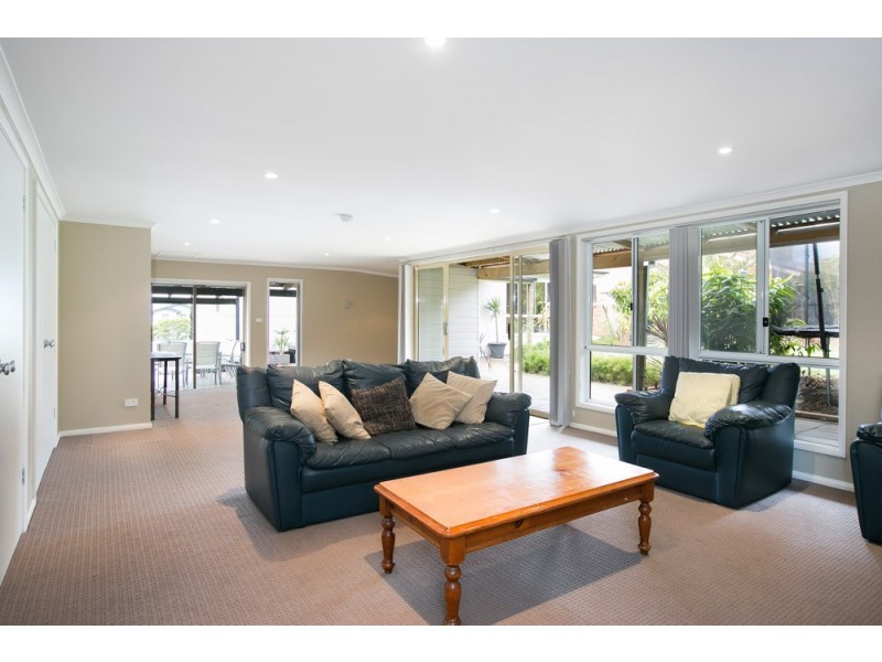 16 Farmer Street, Kiama NSW 2533