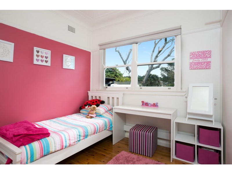 16 Farmer Street, Kiama NSW 2533