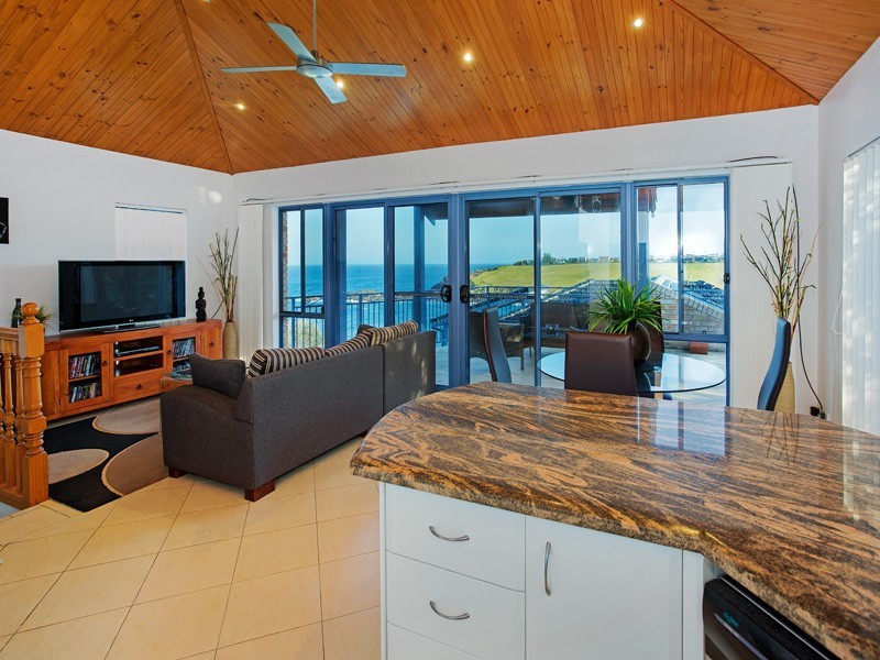 1/93 Tingira Cres, Kiama NSW 2533