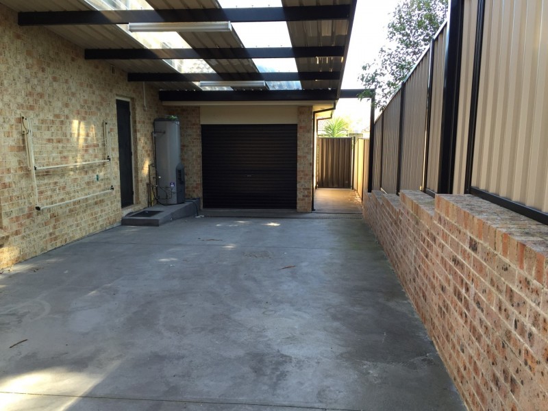 15 Illowra Crescent, Primbee NSW 2502