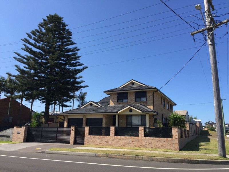 15 Illowra Crescent, Primbee NSW 2502