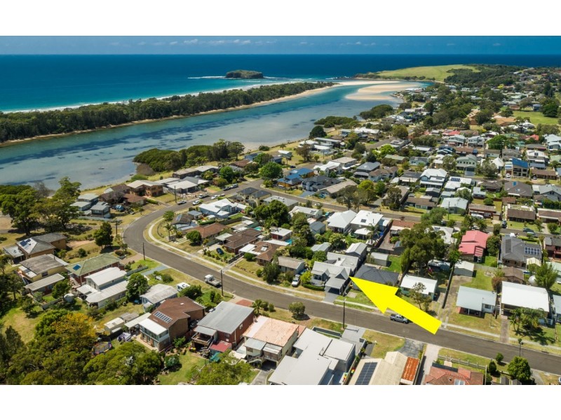 13 Charles Avenue, Minnamurra NSW 2533